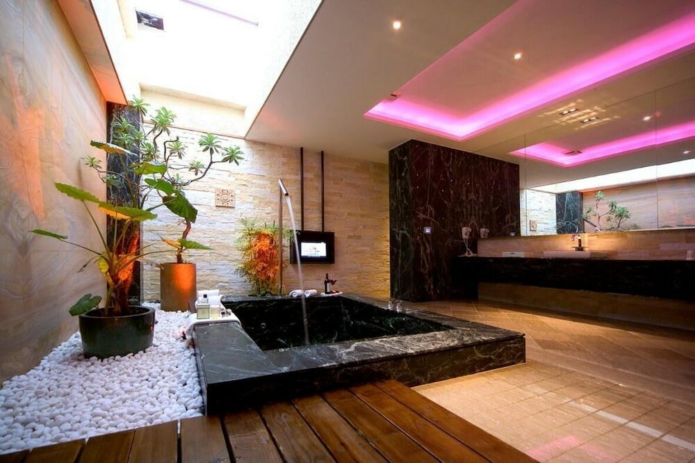 Фото Yenjim Motel