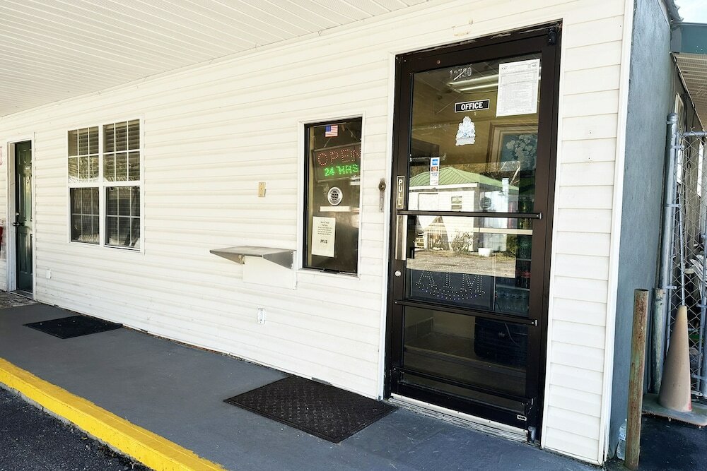 Фото Sparta Seven Motel by Oyo near Milledgeville