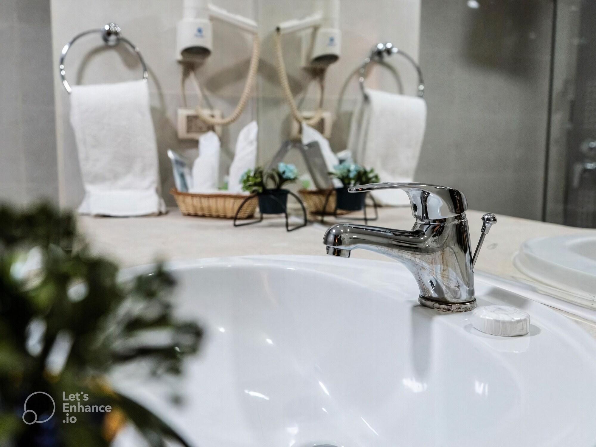 Фото Arena Hotel by Trend