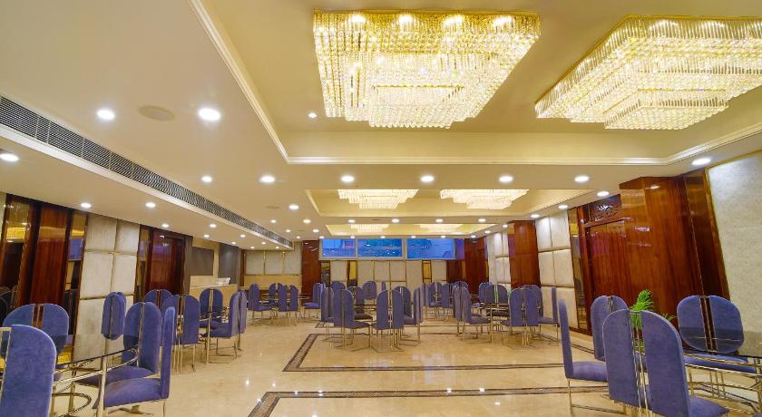 Фото Holy Vivasa