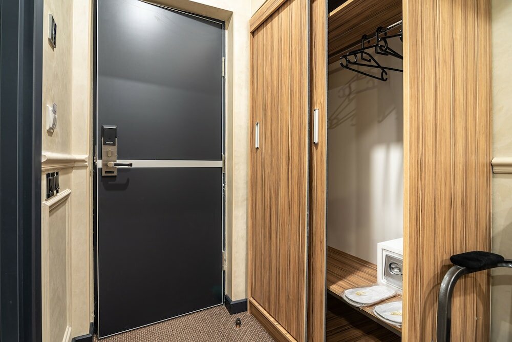 Фото Mildom Premium