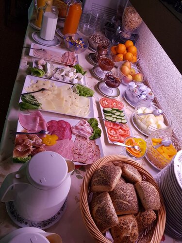 Гостиница Kirchberg Hotel в Сааре