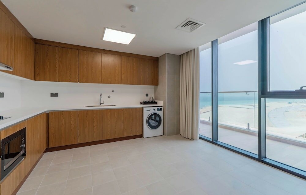 Фото Beach Bay Hotel Mirfa