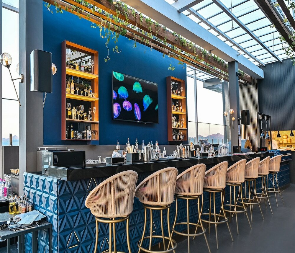 Фото Parallel Hotel