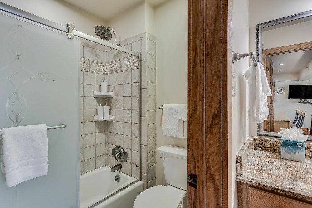 Фото Laurelwood, A Destination Residence