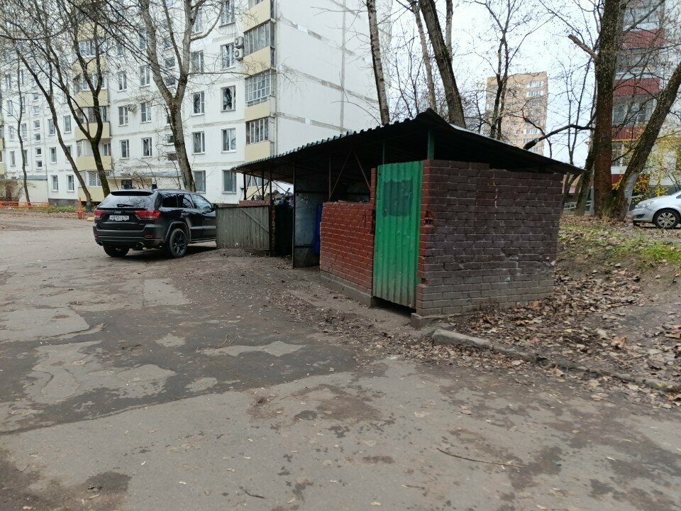 Waste sorting Waste sorting, Moscow, photo