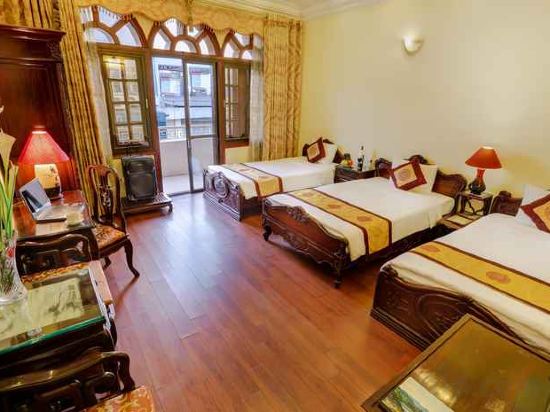 Фото Hanoi Little Town Hotel