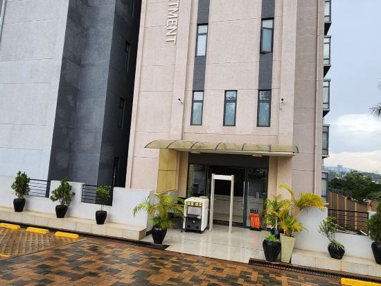 Фото Elizabeth Golf Apartment