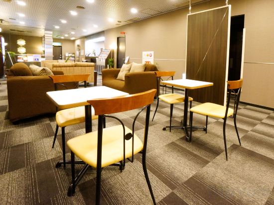 Фото Hotel LiVEMAX Kyoto Gojo