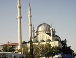 Gumusyaka Central Mosque (Istanbul, Silivri District, Gumusyaka Neighborhood, Mehpare Street), shopping mall