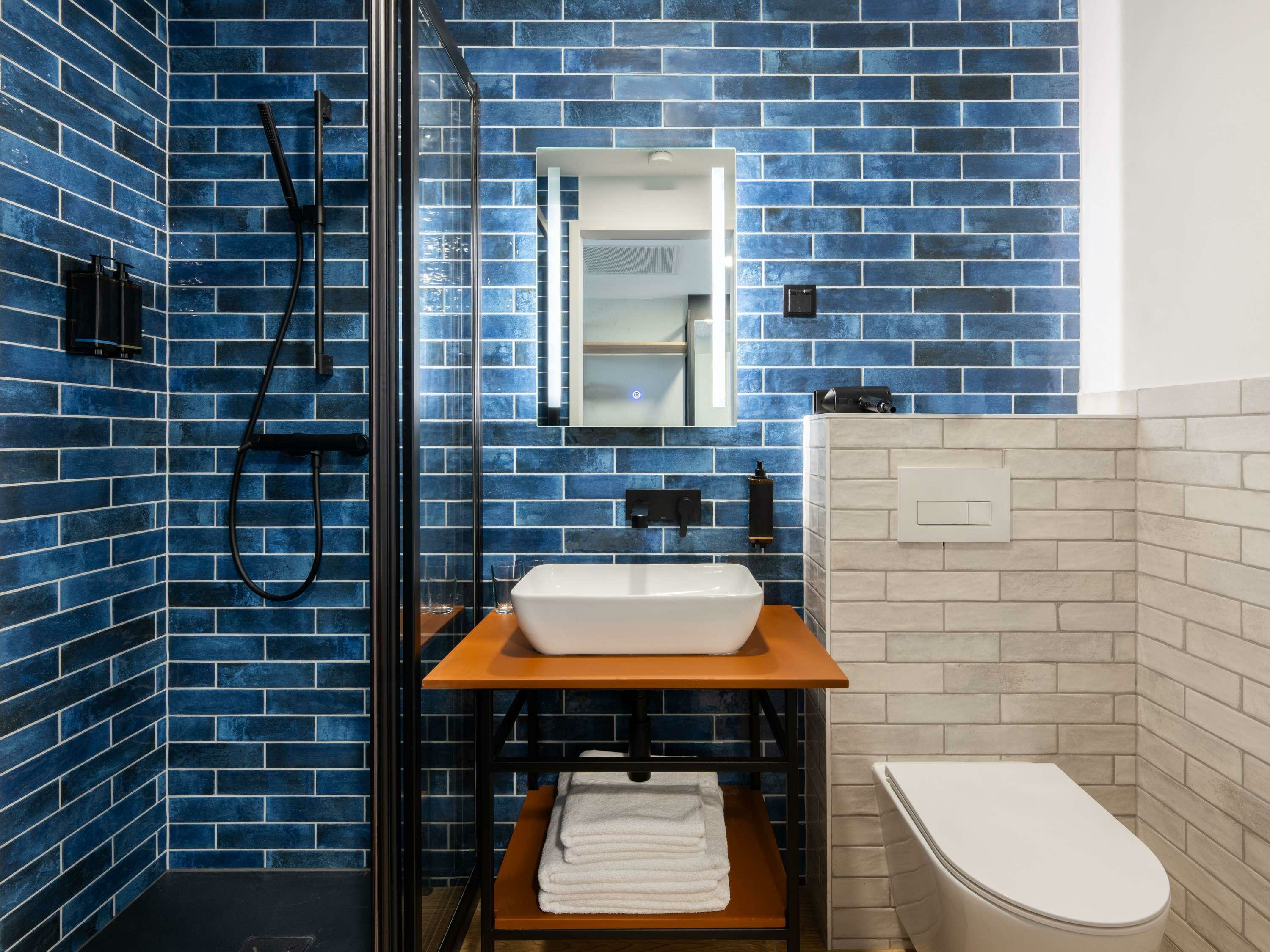 Фото 69403059025