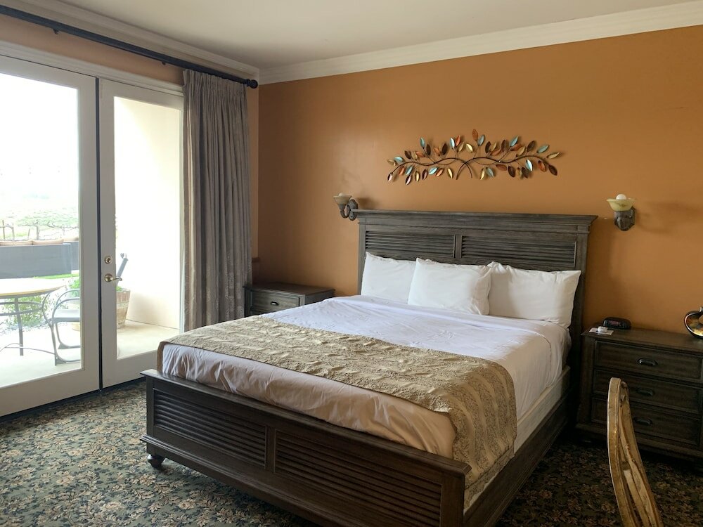 Фото Inn at Churon Winery