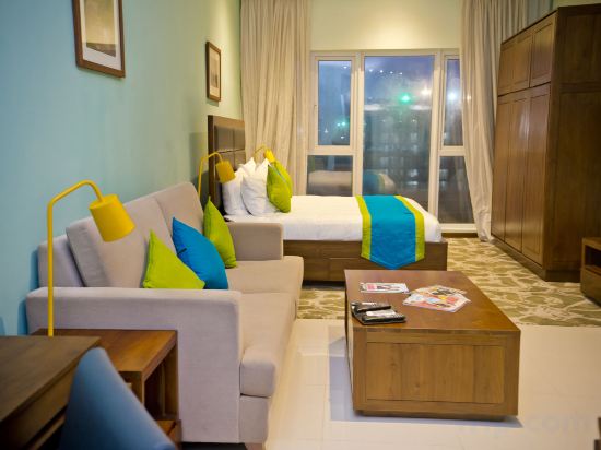 Фото Ocean Edge Suites & Hotel Colombo