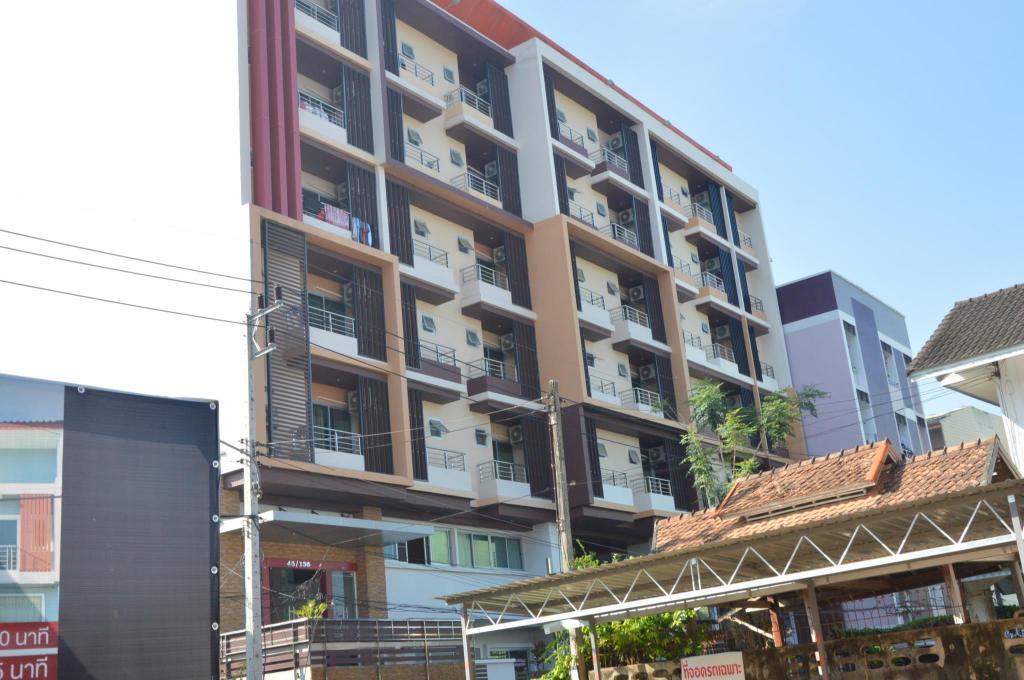 Фото Bright Apartment Hat Yai