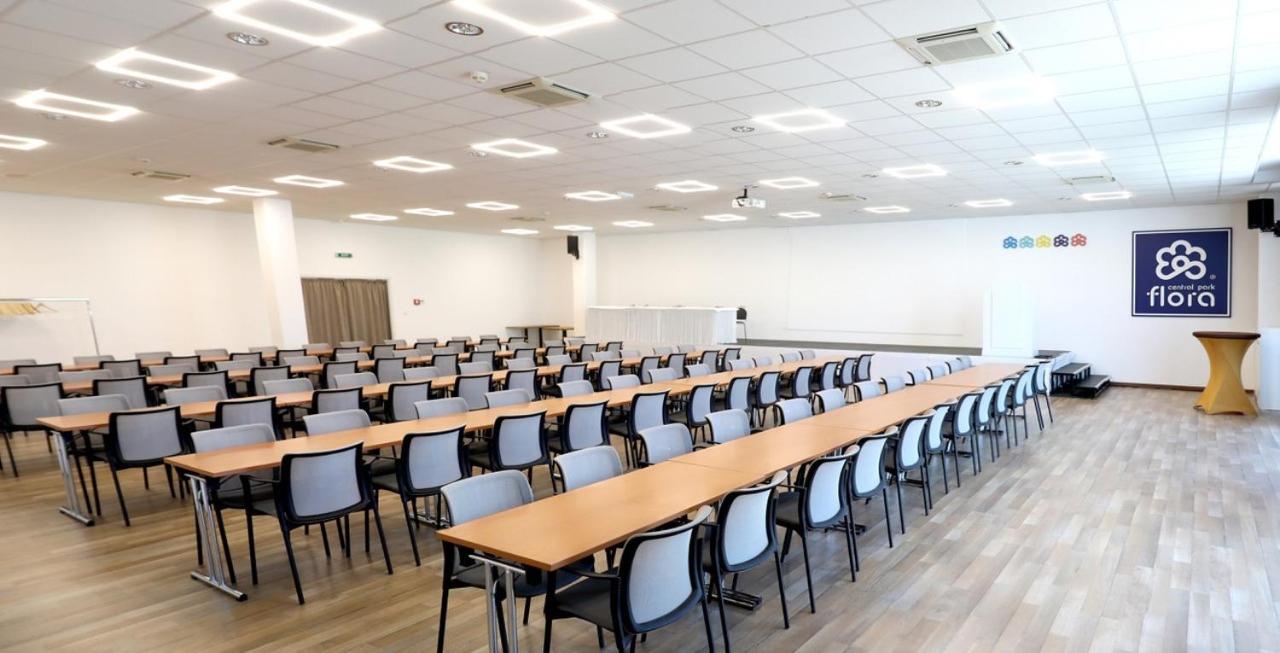 Фото Hotel Flora