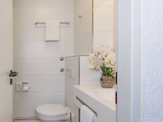 Фото Hotel Newton Karlsruhe