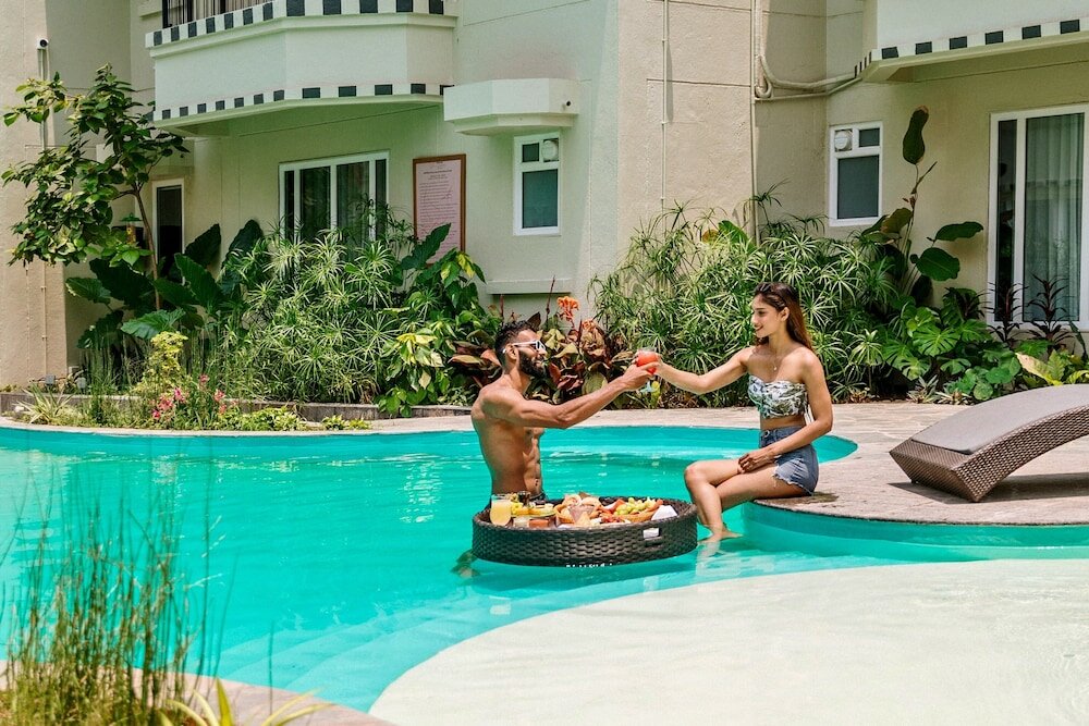 Фото Lotus Beach Resort