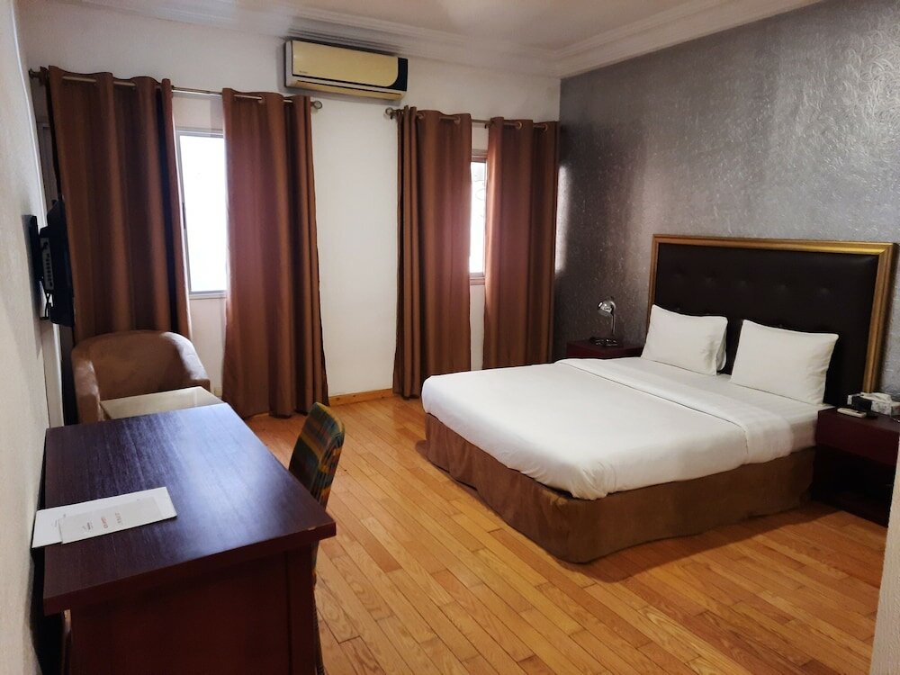 Фото Ngaliema Resort Club