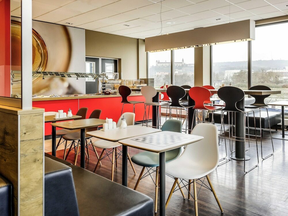 Фото Ibis Wuerzburg City Hotel