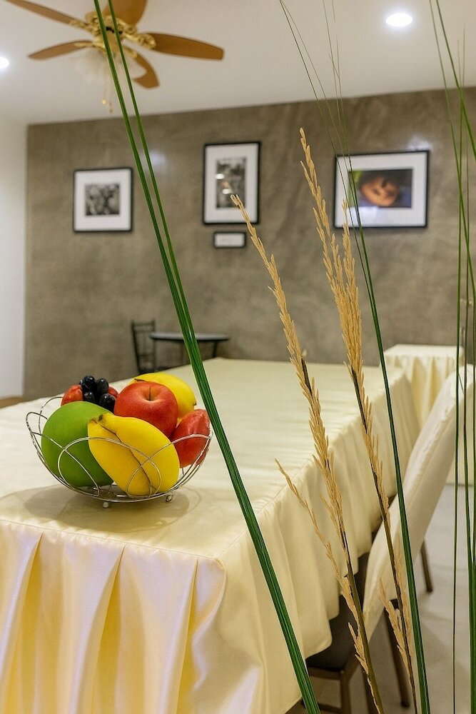 Фото Maesot Siri Hotel