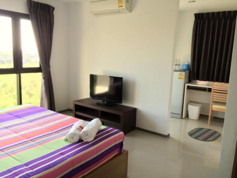 Фото Promsook Apartment