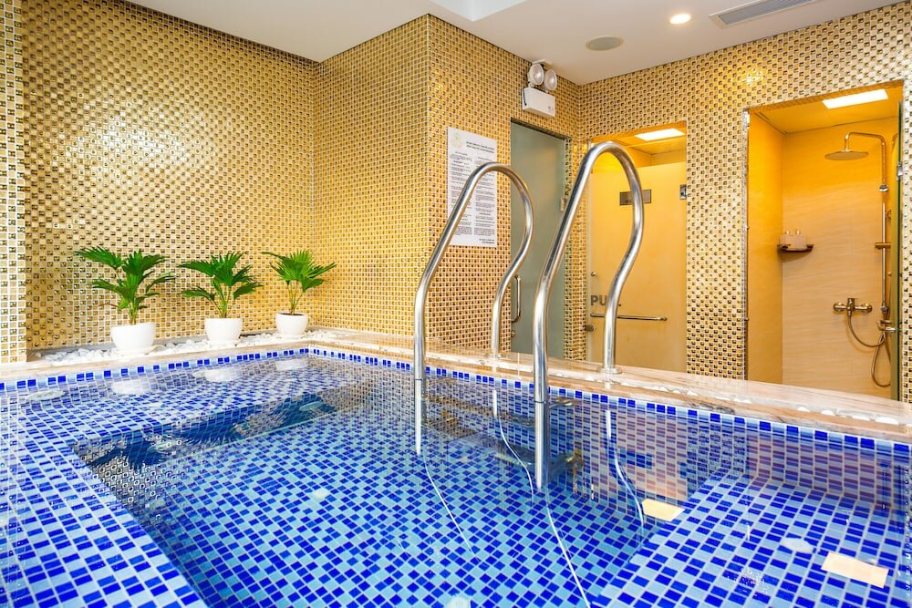 Фото Paris Deli Danang Beach Hotel