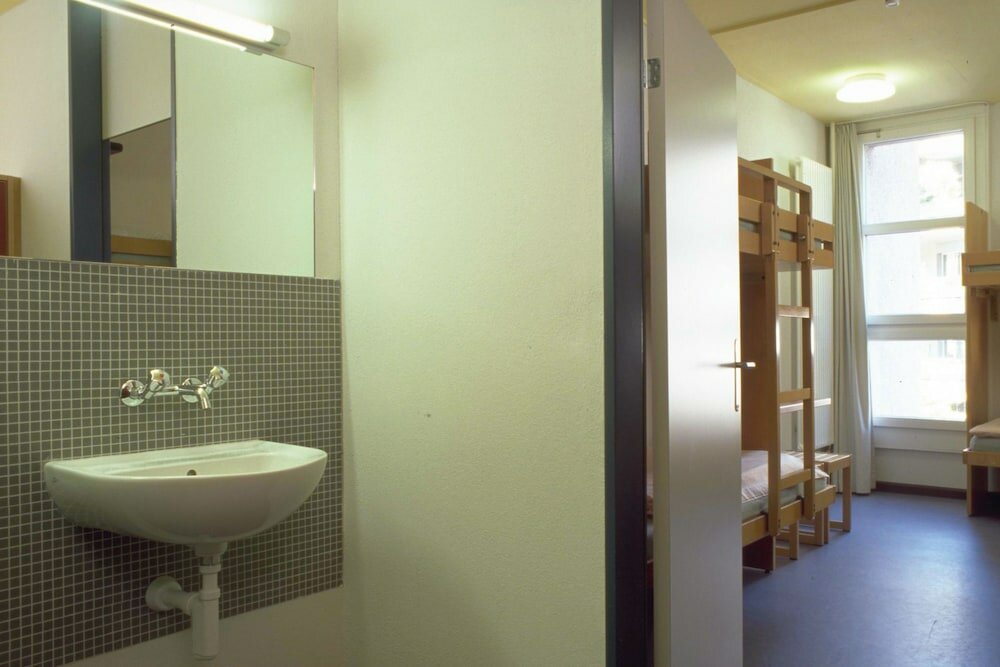 Фото Youth Hostel