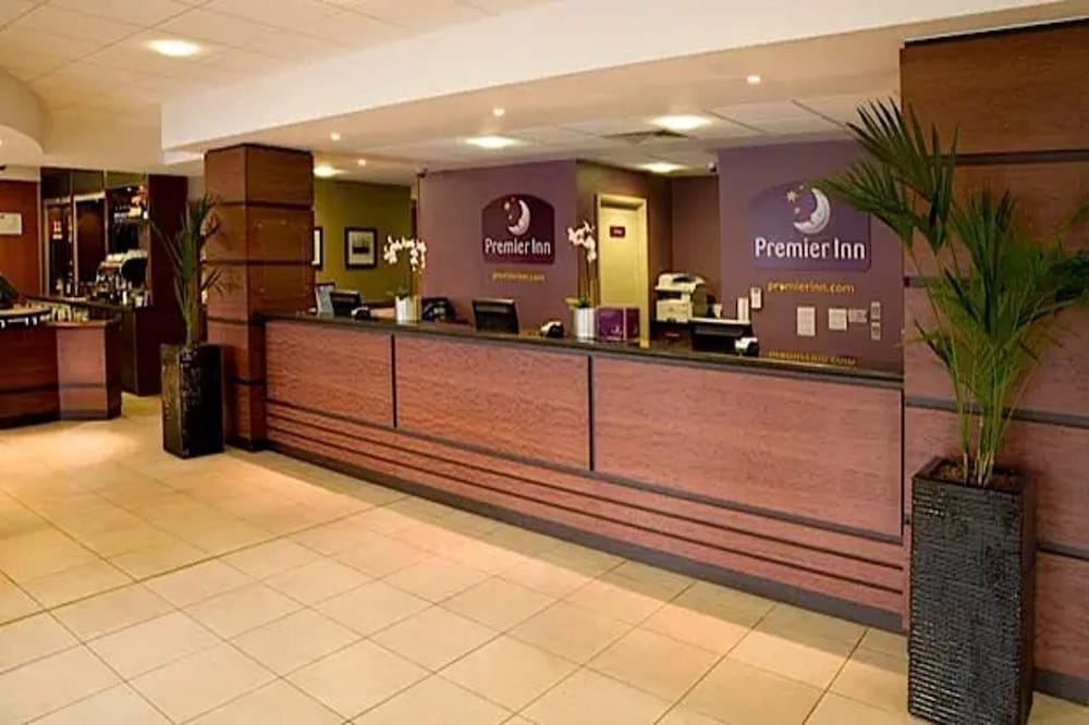 Фото Premier Inn London City Tower Hill
