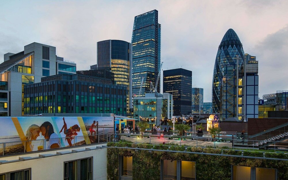 Фото DoubleTree by Hilton London - Tower of London