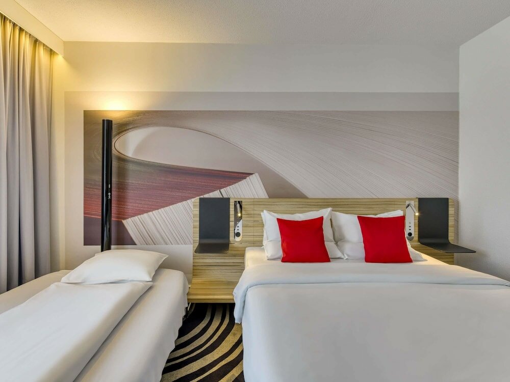 Фото Novotel Cologne City