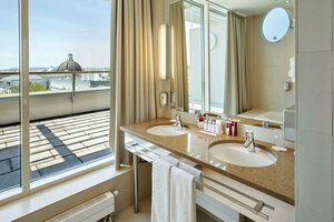 Гостиница Austria Trend Hotel Savoyen Vienna