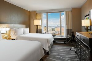 Гостиница Renaissance Tampa International Plaza Hotel