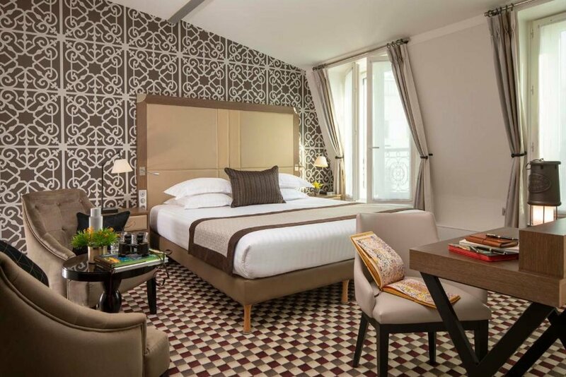 Гостиница Phileas Hotel в Париже