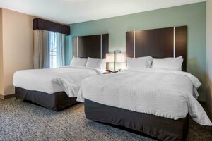 Гостиница Clarion Inn & Suites Atlanta Downtown
