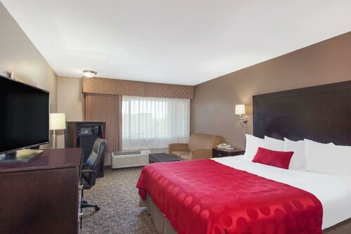 Гостиница Ramada by Wyndham Fresno North во Фресно