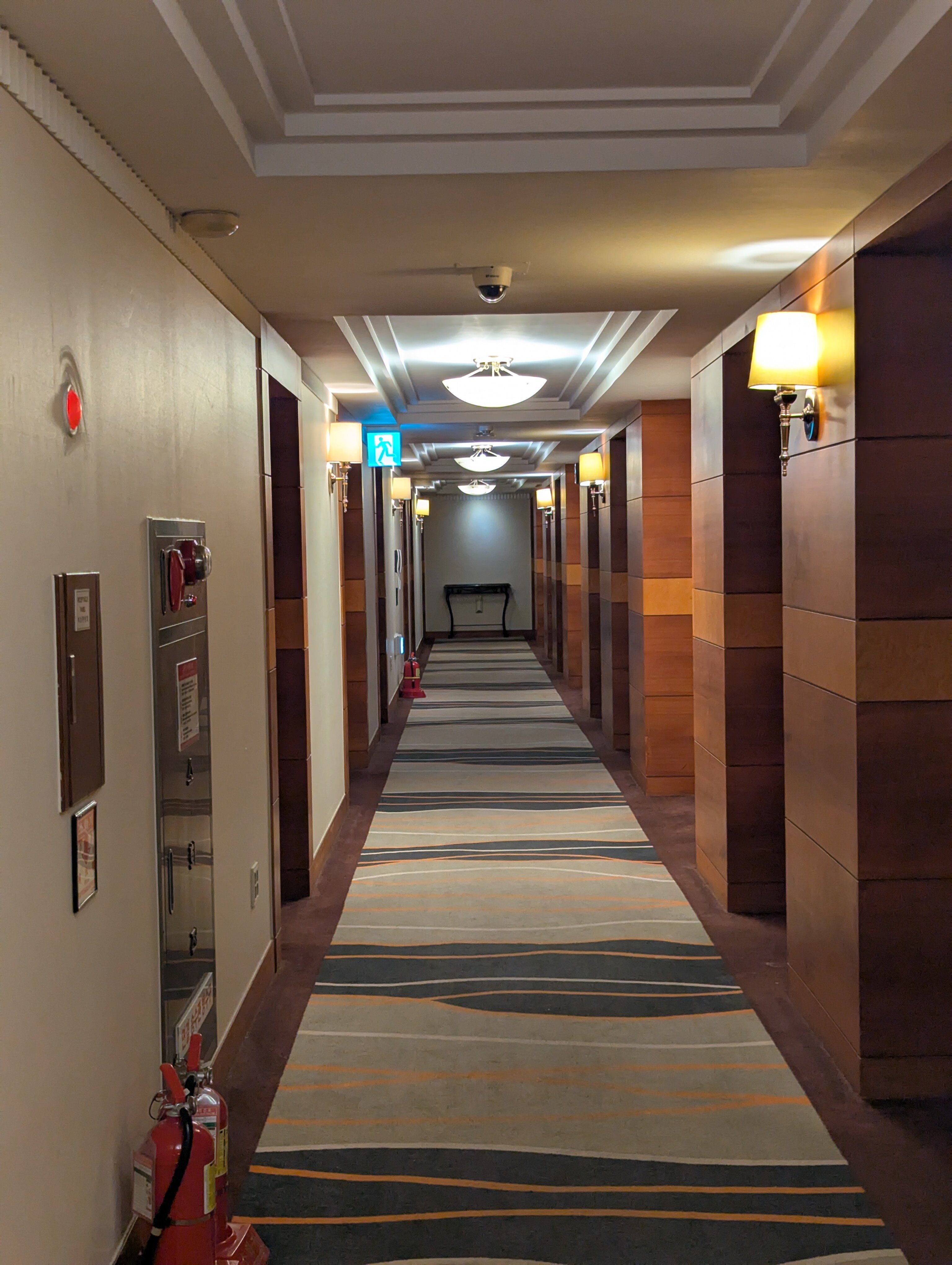 Фото Koreana Hotel