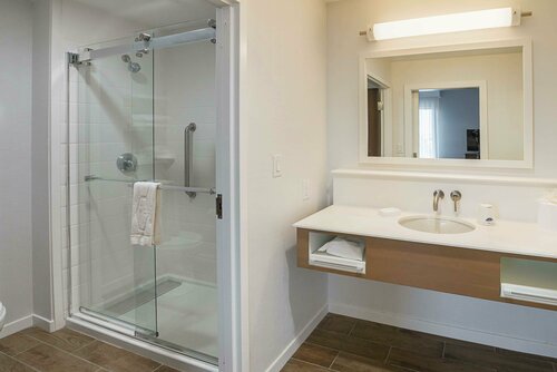 Гостиница Hampton Inn & Suites Colleyville Dfw Airport West в Грейпвайне