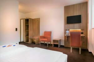 Гостиница Novum Hotel Bruy