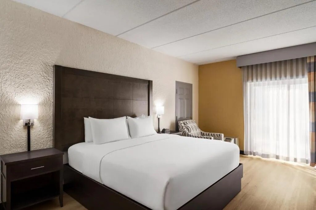 Фото Ramada by Wyndham Rochester Mayo Clinic Area