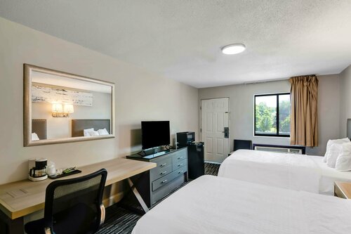 Гостиница Americas Best Value Inn Torrington Ct
