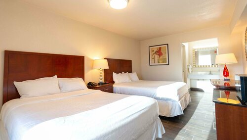 Гостиница Magnuson Extended Stay and Suites Airport Hotel в Ирвинге