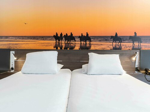 Гостиница Novotel Deauville Beach  в Довиле