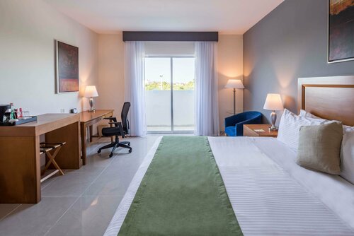 Гостиница Wyndham Garden Playa del Carmen