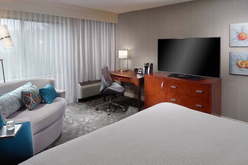 Гостиница Courtyard by Marriott Atlanta Alpharetta в Розуэлле