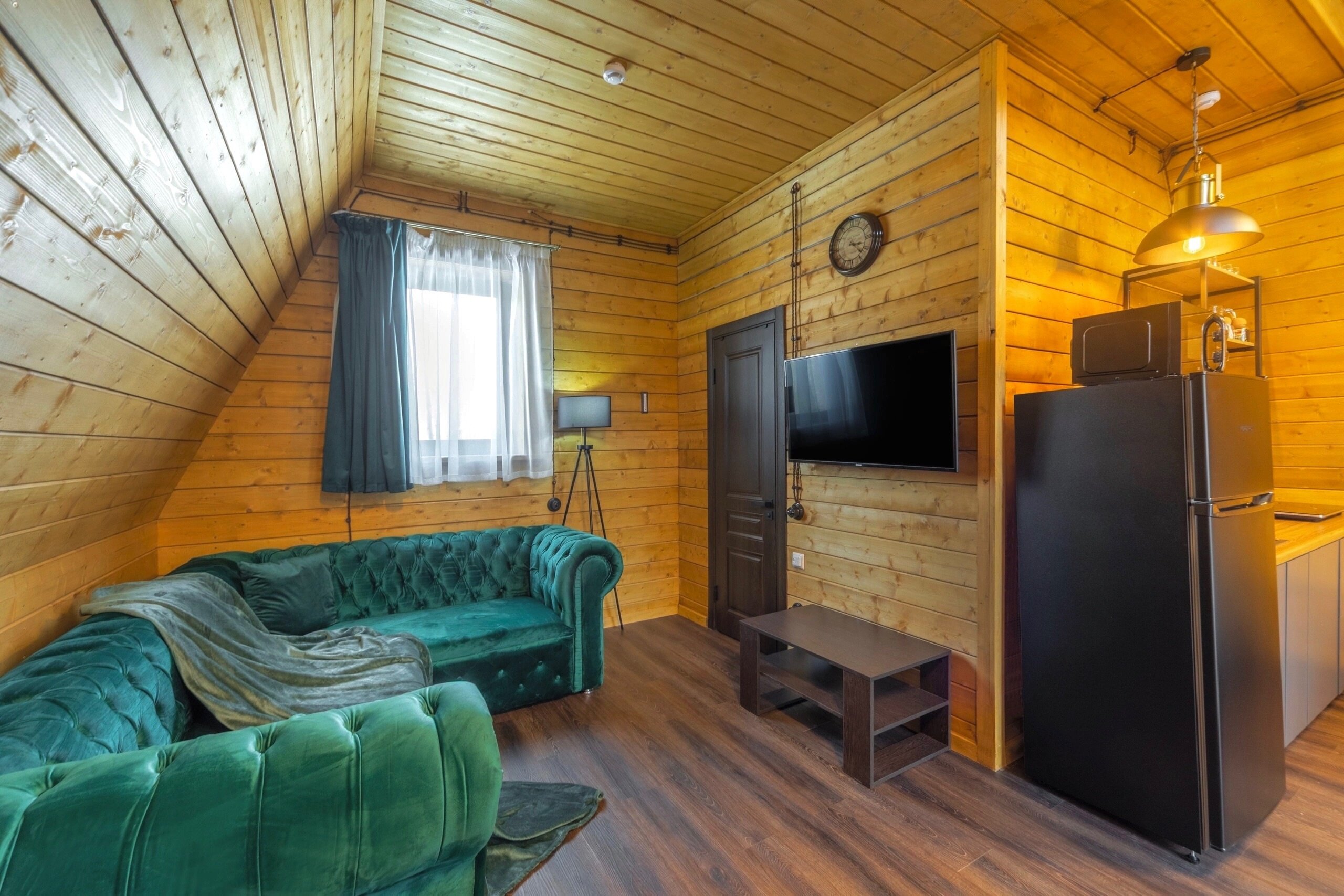 Фото Тишь да Лес