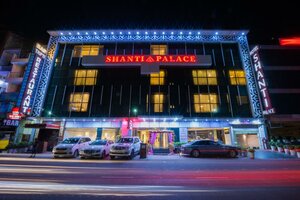 отель Hotel Shanti Palace