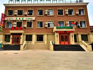 Гостиница GreenTree Inn Zhangjiakou Jinding Ci’er Mountain Road Business Hotel