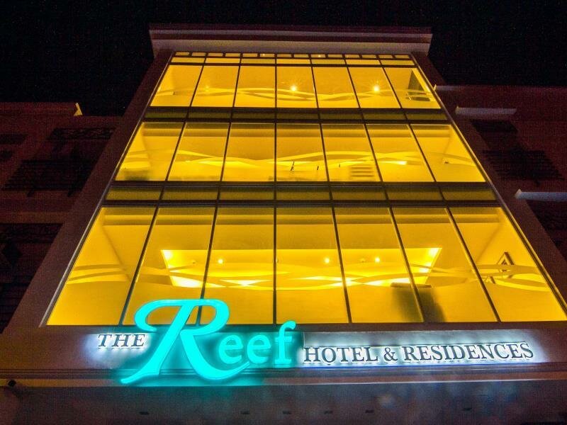 Гостиница The Reef Hotel and Residences в Олонгапо