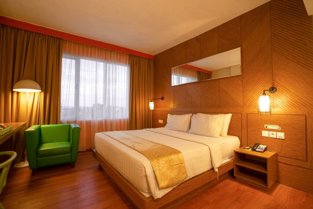 Hotel MaxOneHotels at Vivo Palembang, Palembang, photo