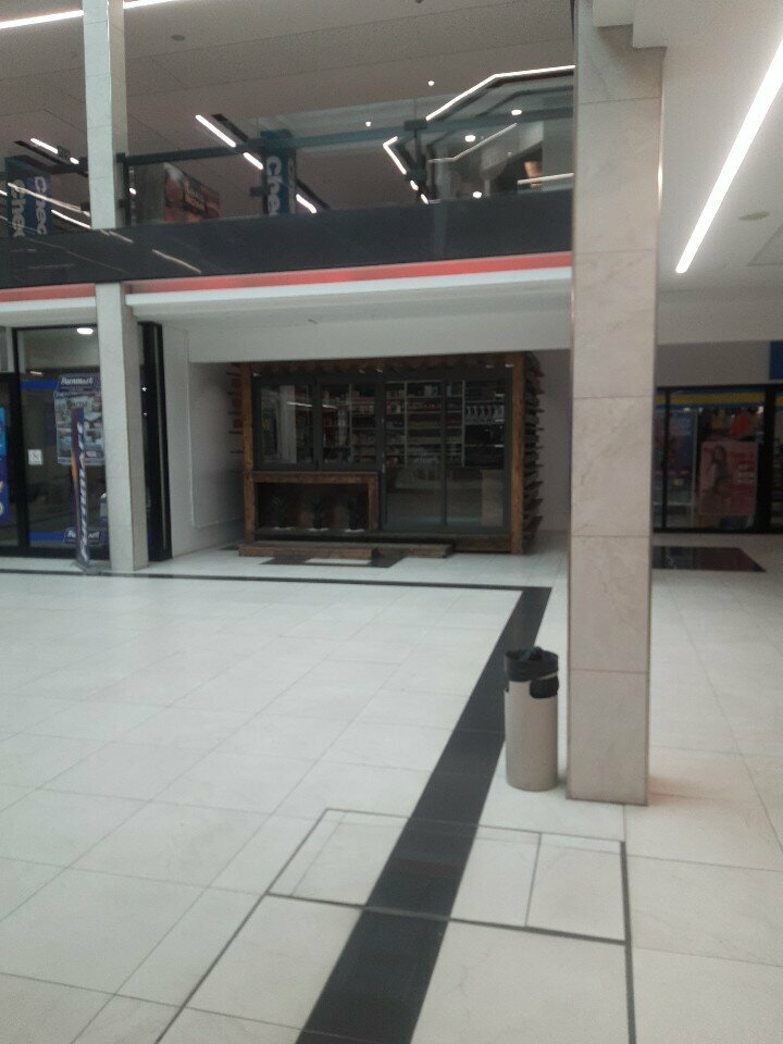 Shopping mall Gustav Voigts, Windhoek, photo